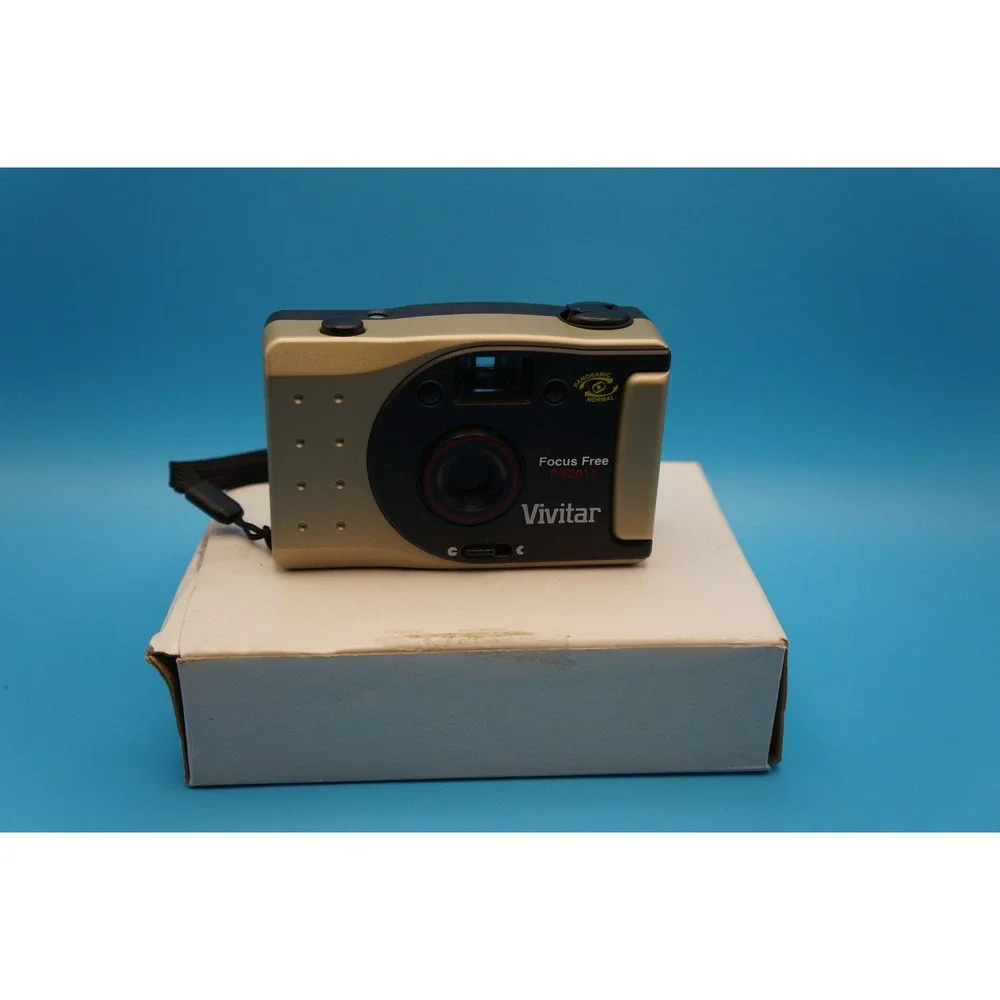 Vivitar PN2011 Focus Free 35mm Film Camera Panoramic Normal Champagne Gold Black